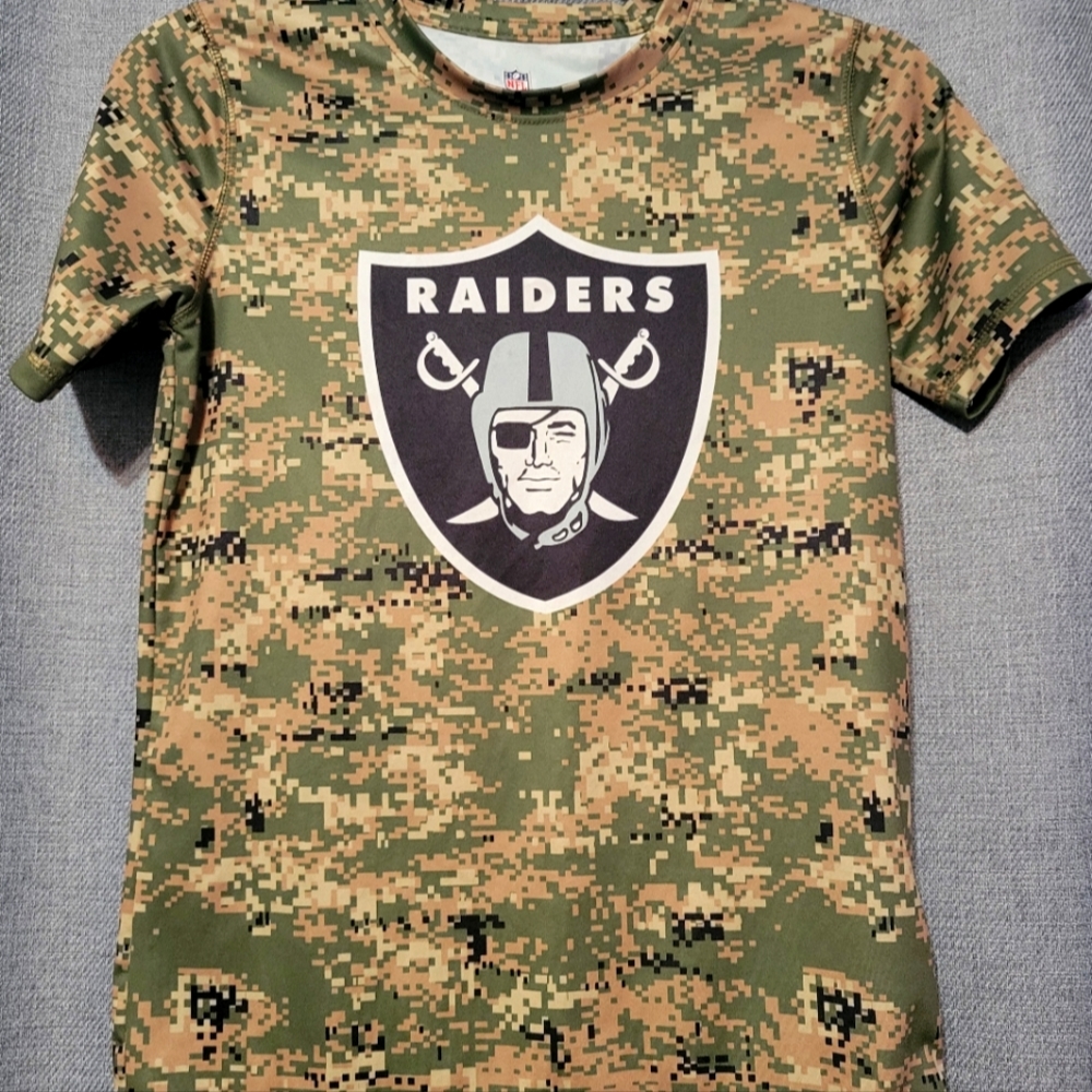 Raiders Salute to Service boys NFL shirt